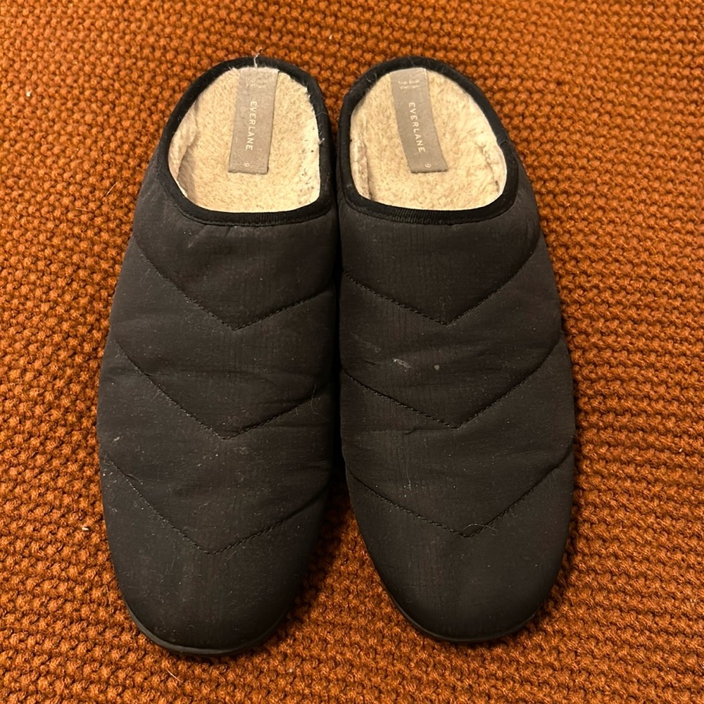 Everlane Slippers